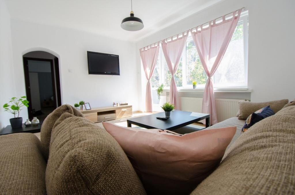 Bright Apartment Near Cismigiu And Old Town Bukurešť Exteriér fotografie